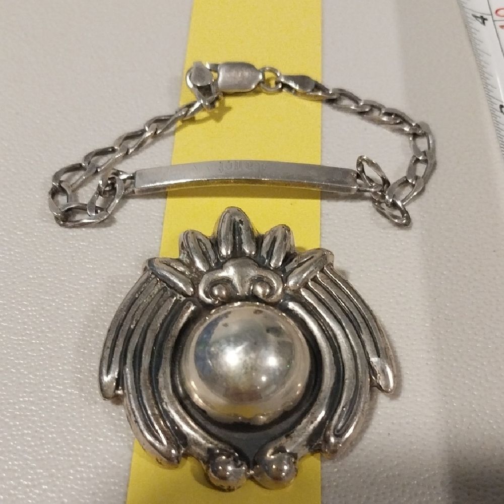 Elegant Sterling Silver Pin Made By LOS CASTILLO with FREE Sterling Bracelet..